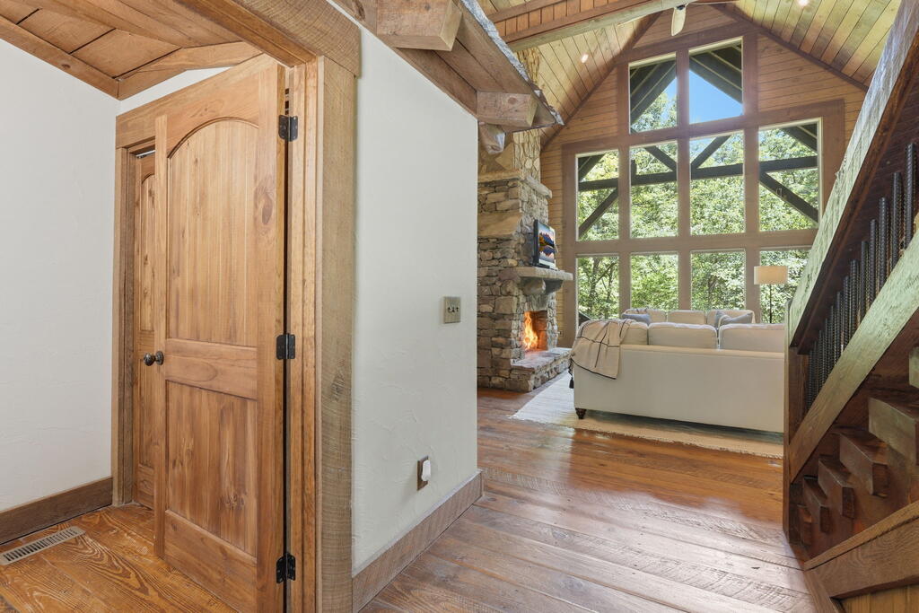 123 Merrimac Pointe Property Photo 10