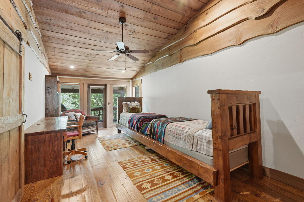123 Merrimac Pointe Property Photo 31