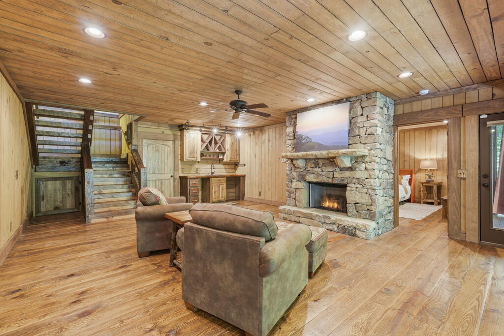 123 Merrimac Pointe Property Photo 39