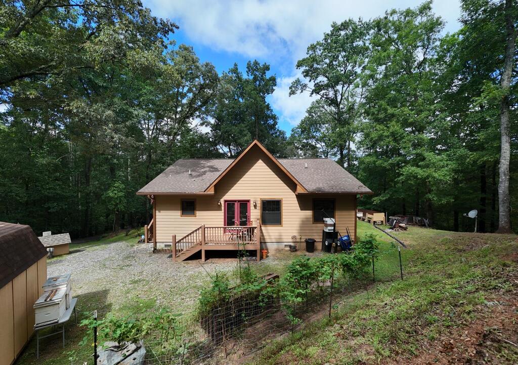 2592 Caney Creek Road Property Photo 5