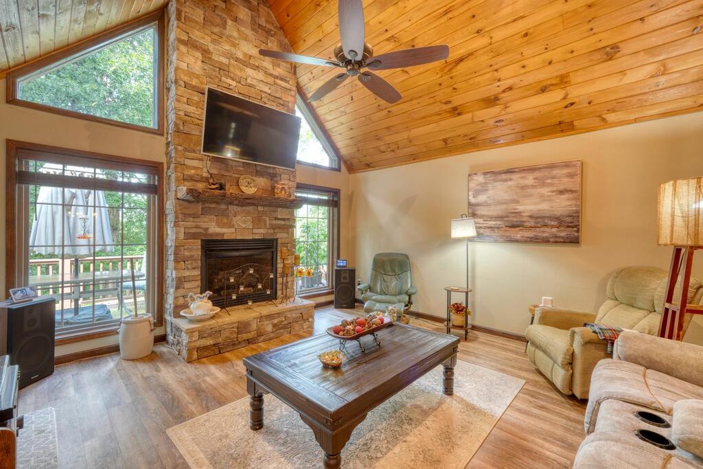 2592 Caney Creek Road Property Photo 13