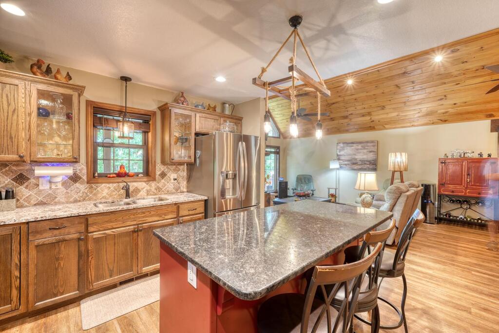 2592 Caney Creek Road Property Photo 22