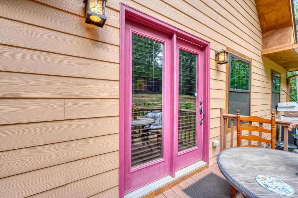 2592 Caney Creek Road Property Photo 37