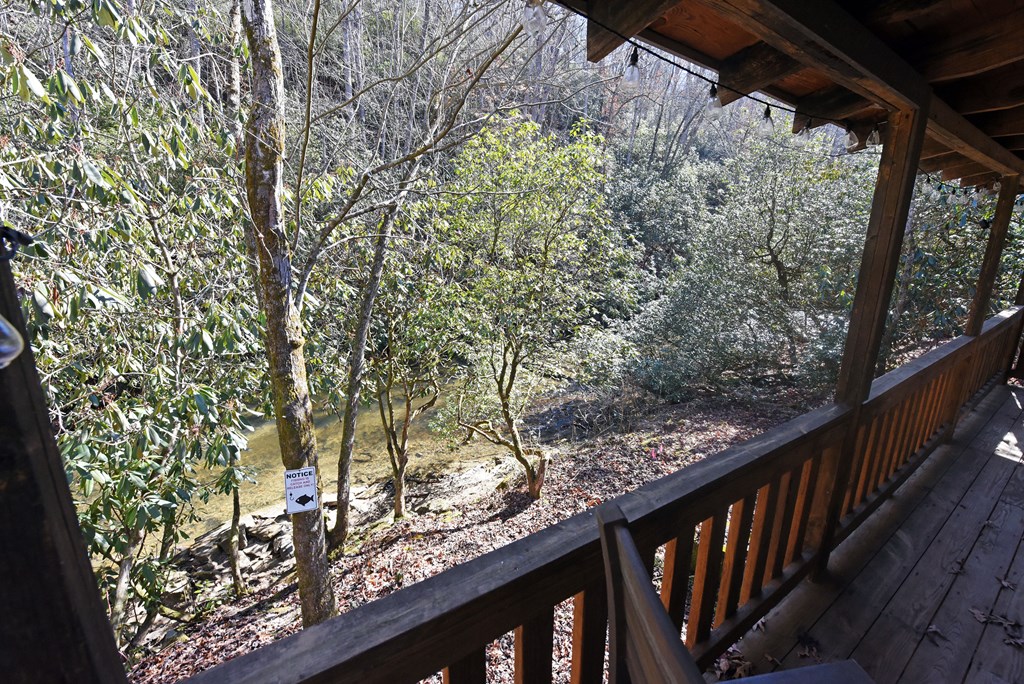 150 Donna Lee Lane Property Photo 12