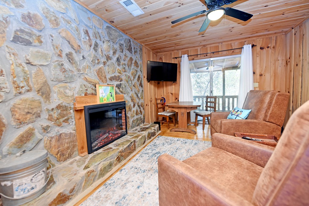 150 Donna Lee Lane Property Photo 20