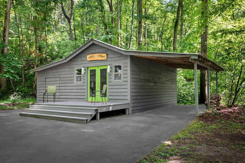 2977 Hwy 2 Property Photo 10
