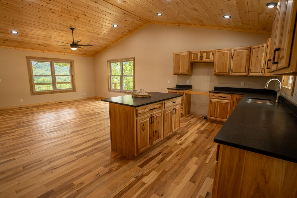440 Marble Mountain Road Property Photo 6
