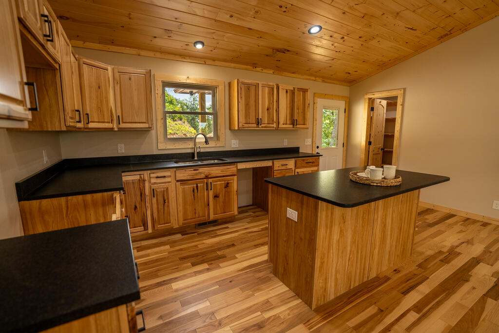 440 Marble Mountain Road Property Photo 8