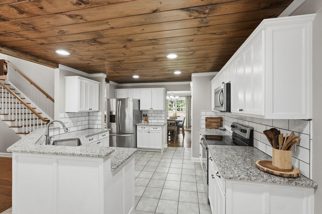 363 White Tail Ridge Road Property Photo 21