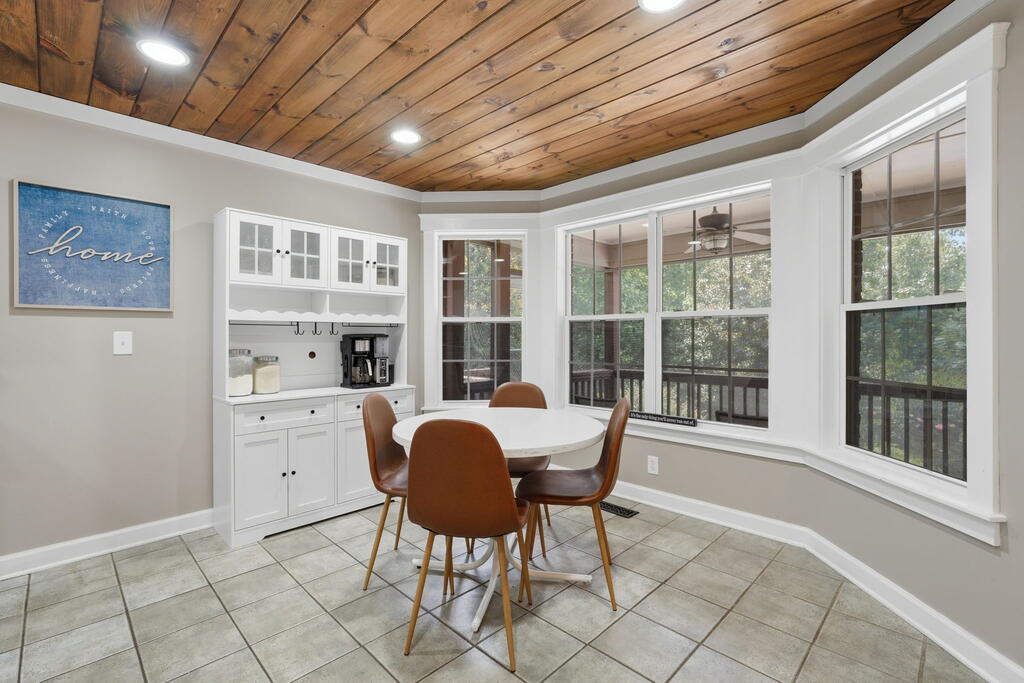 363 White Tail Ridge Road Property Photo 24