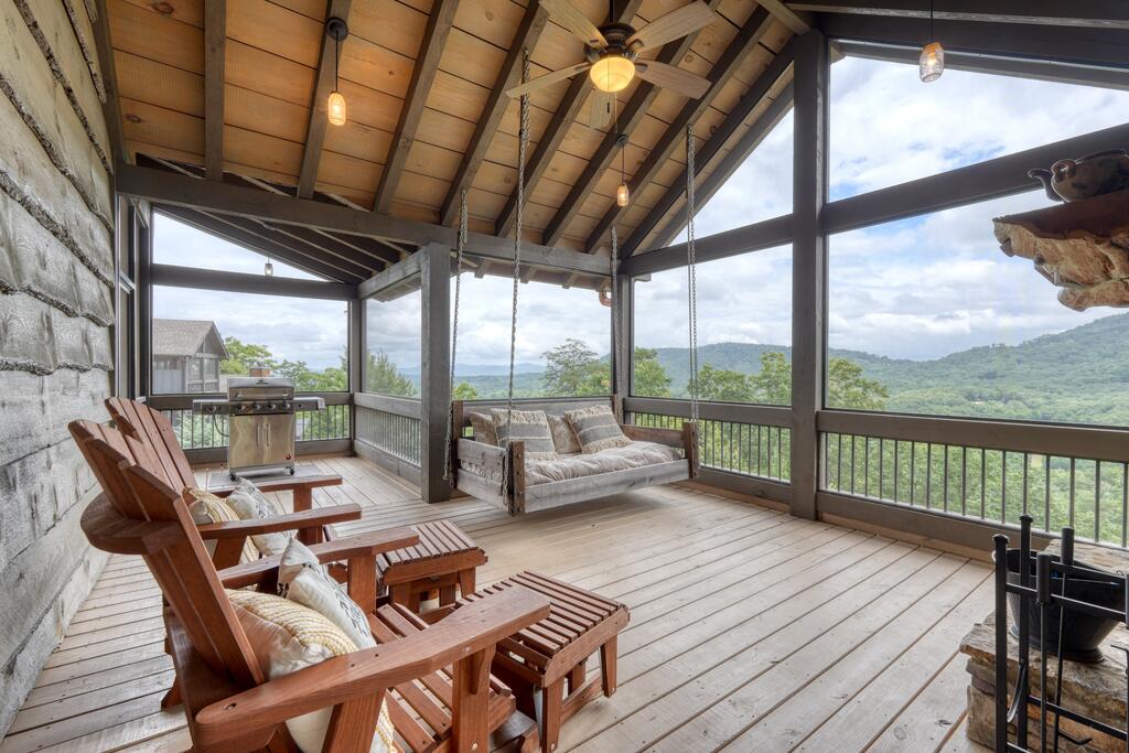 561 Deer Crest Road Property Photo 5