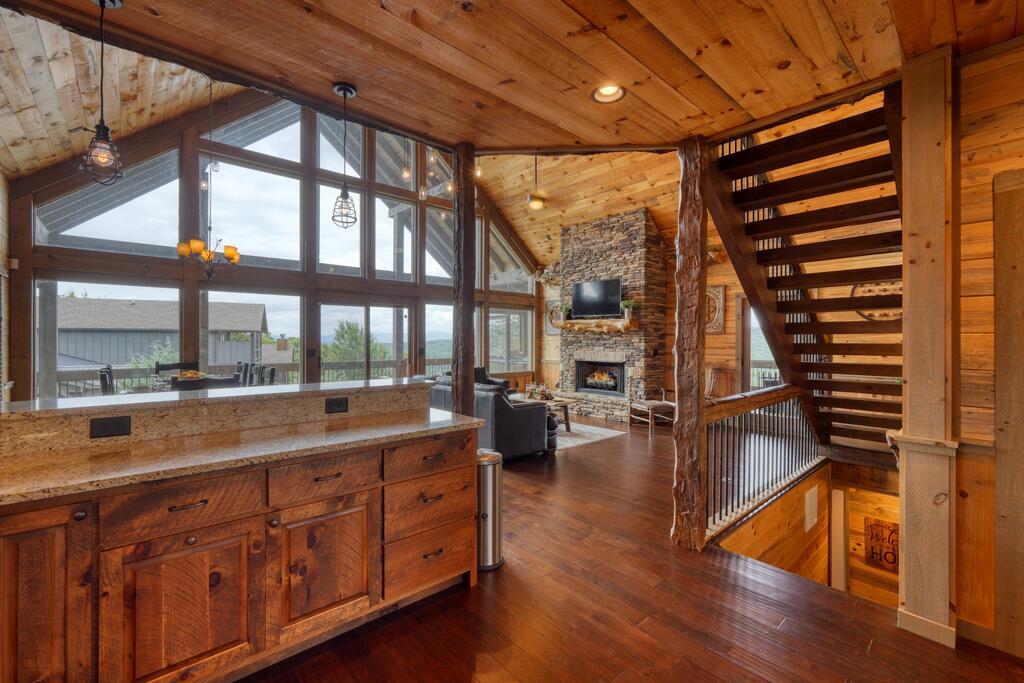 561 Deer Crest Road Property Photo 12