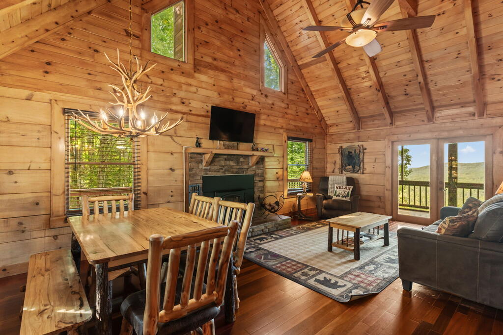 11 Amy Creek Property Photo 5