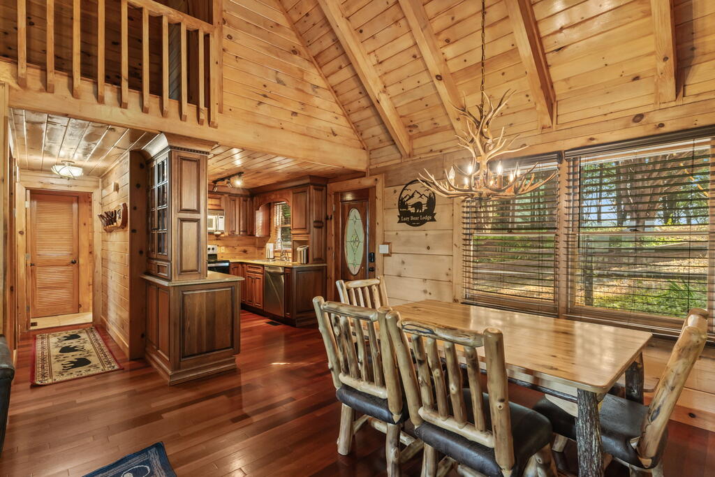 11 Amy Creek Property Photo 7