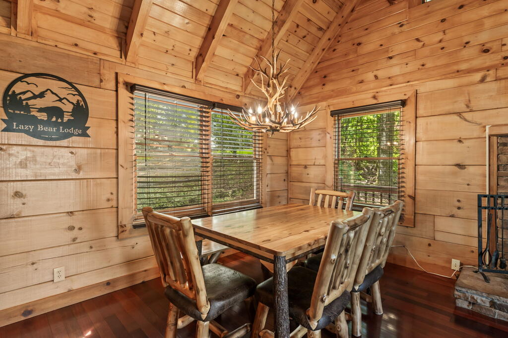 11 Amy Creek Property Photo 39