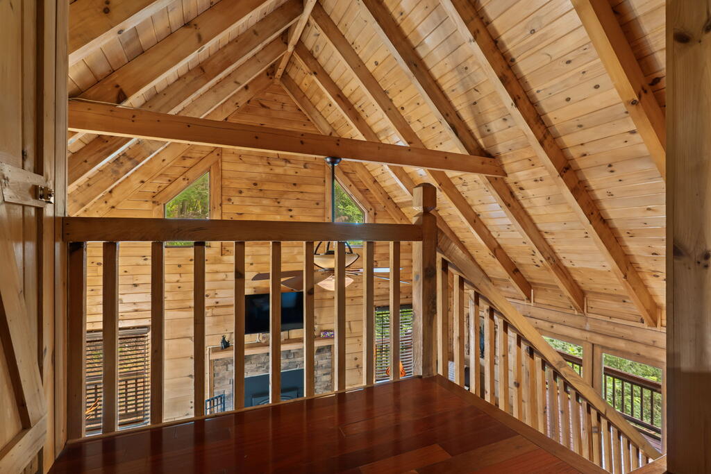 11 Amy Creek Property Photo 43