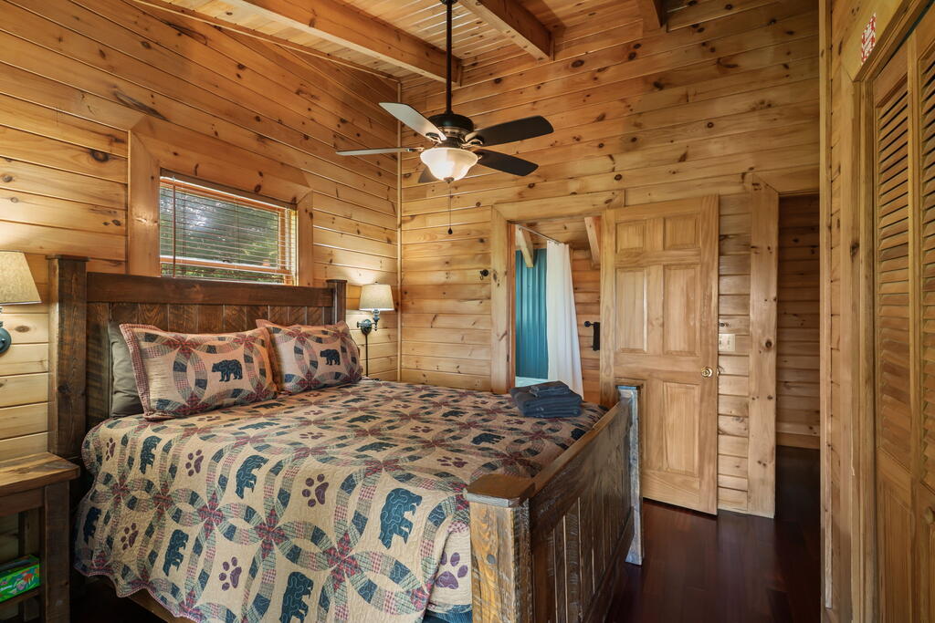 11 Amy Creek Property Photo 46