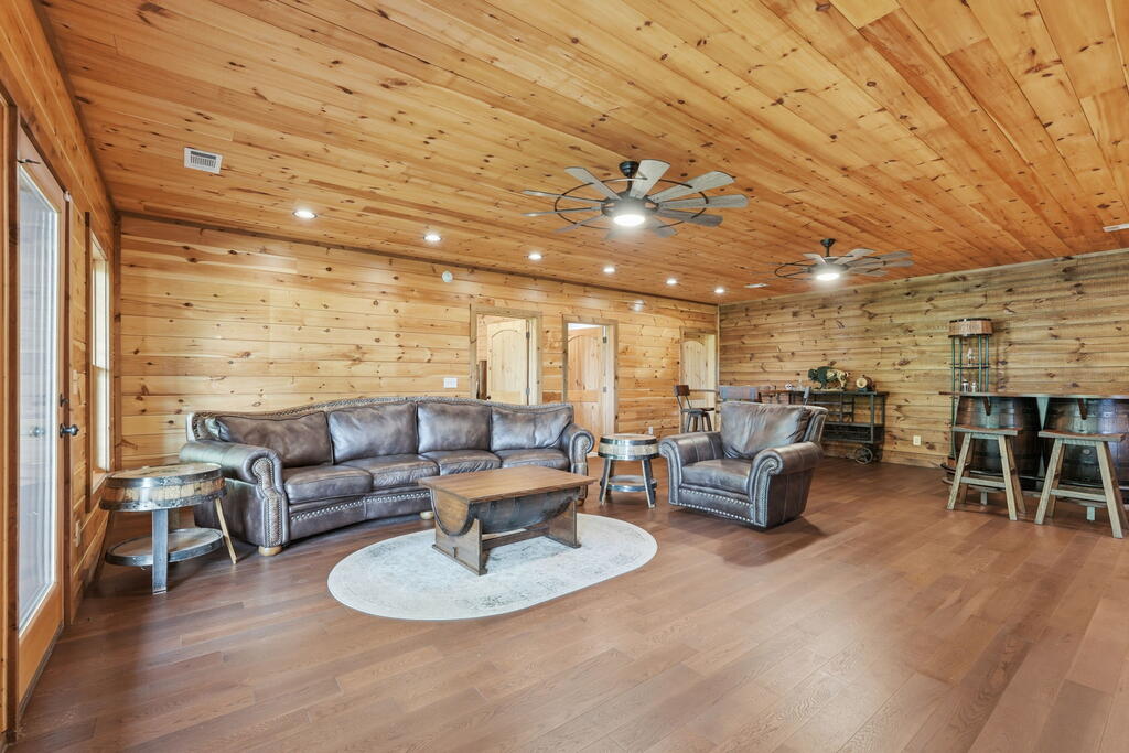 175 Stuart Drive Property Photo 44