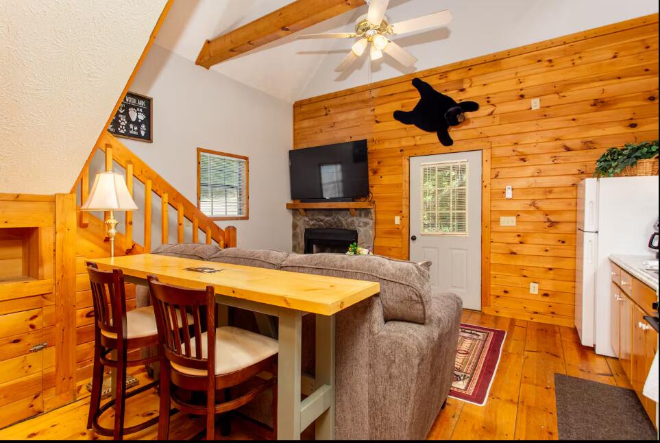 27 Tillman Terrace Property Photo 5