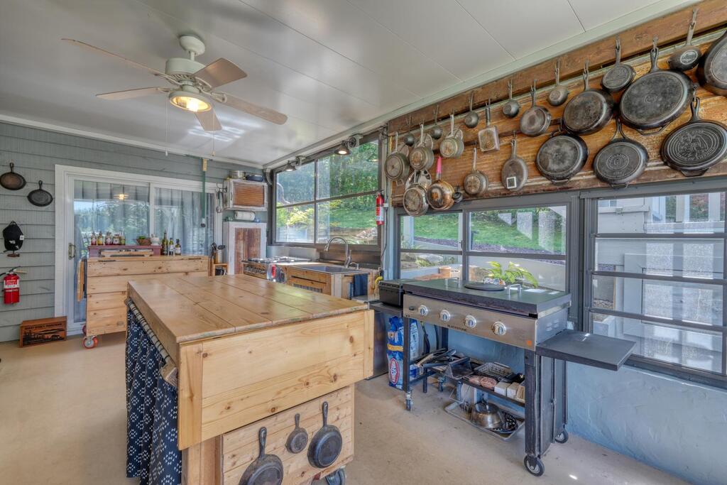 30 Shores Drive Property Photo 14