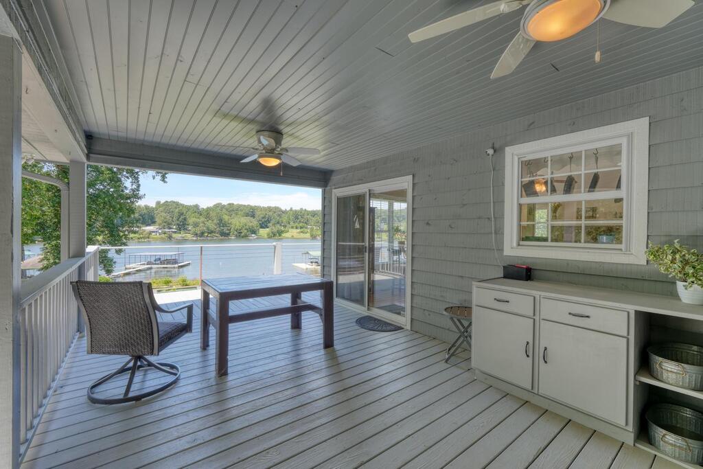 30 Shores Drive Property Photo 20
