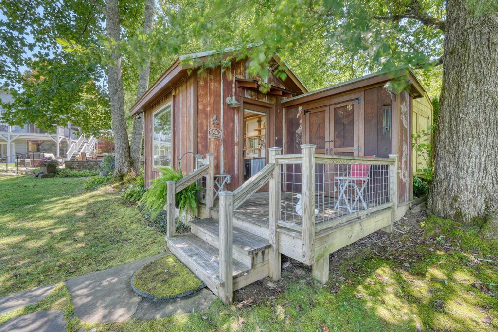 30 Shores Drive Property Photo 23