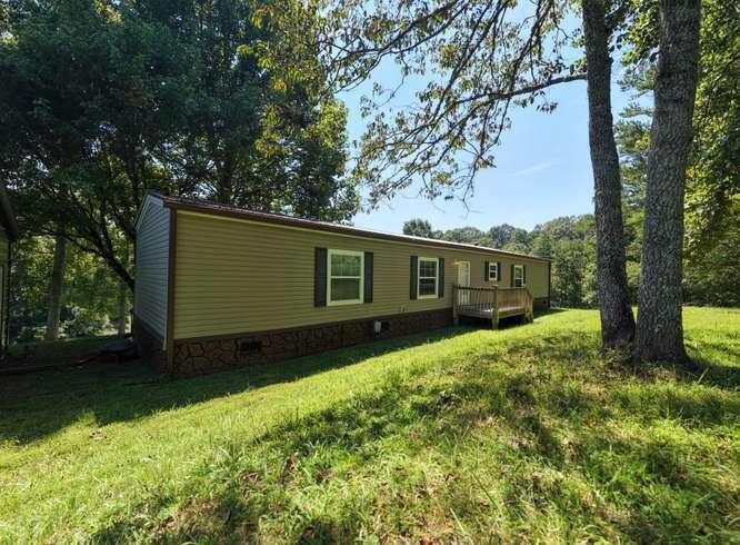1484 Floyd Stalcup Road Property Photo 4