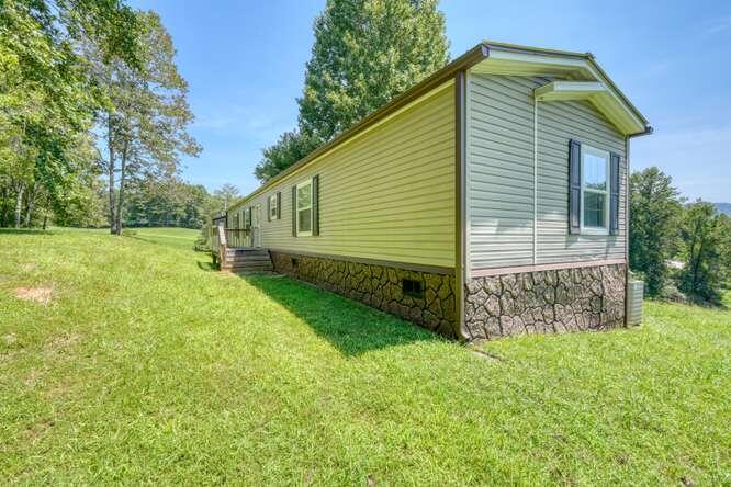 1484 Floyd Stalcup Road Property Photo 5