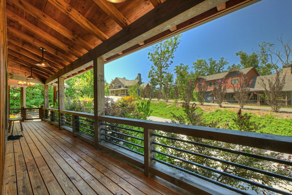 320 Amber Ridge Property Photo 17