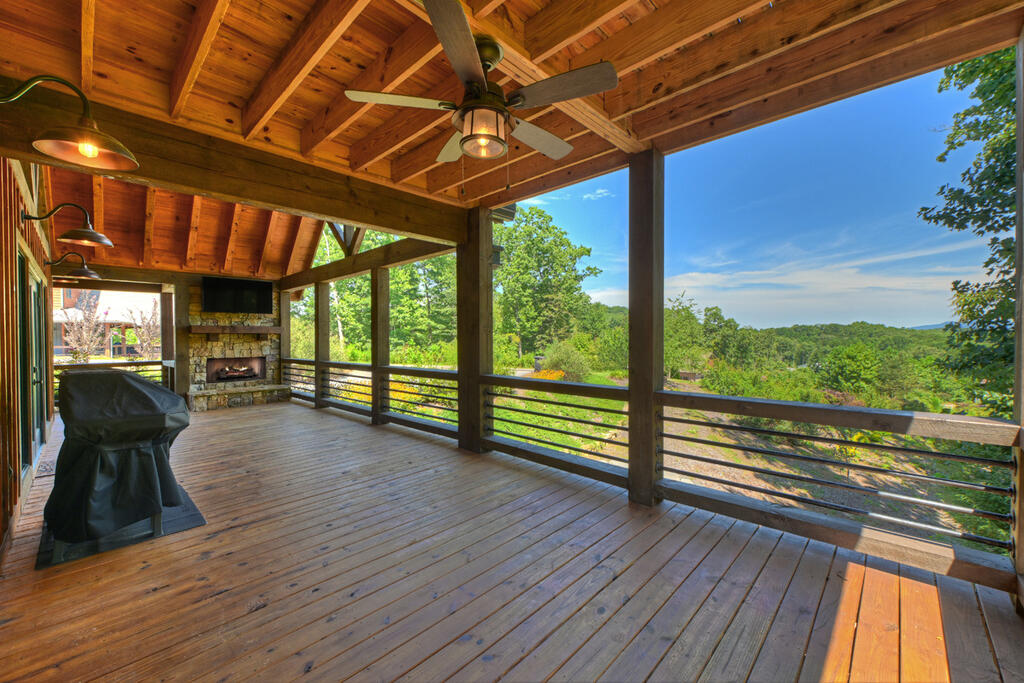 320 Amber Ridge Property Photo 21