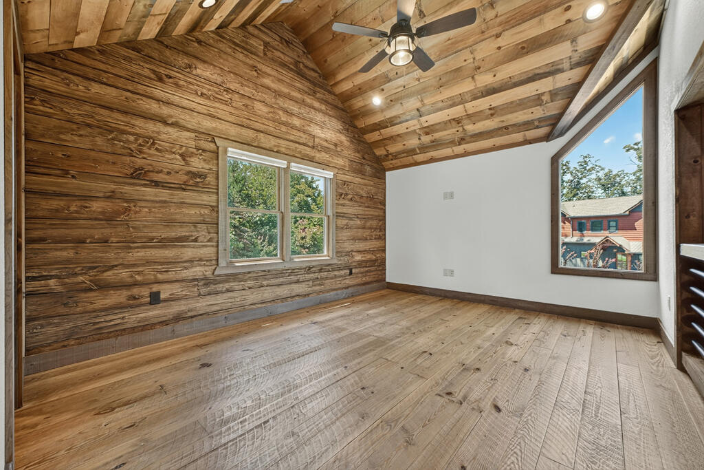 320 Amber Ridge Property Photo 30