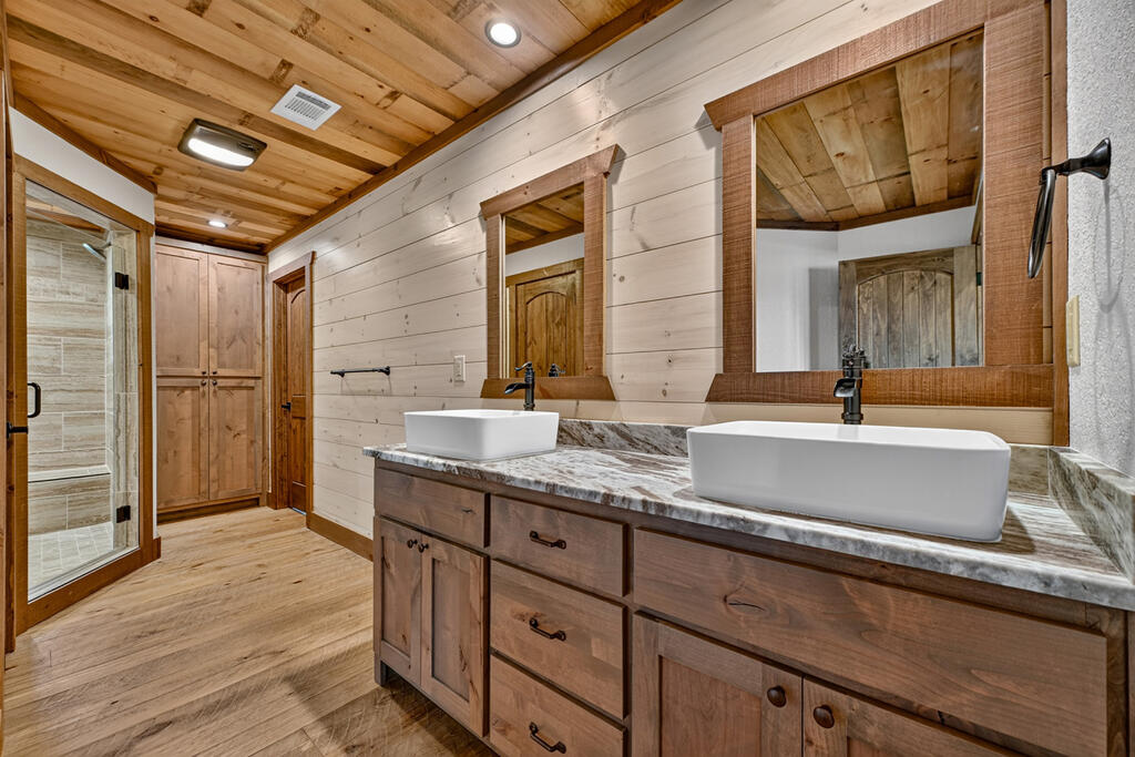 320 Amber Ridge Property Photo 34