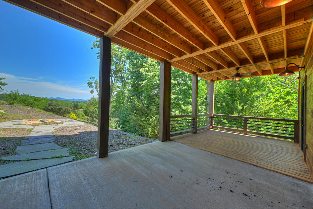 320 Amber Ridge Property Photo 48