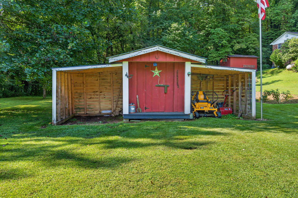 137 Noblet Drive Property Photo 31