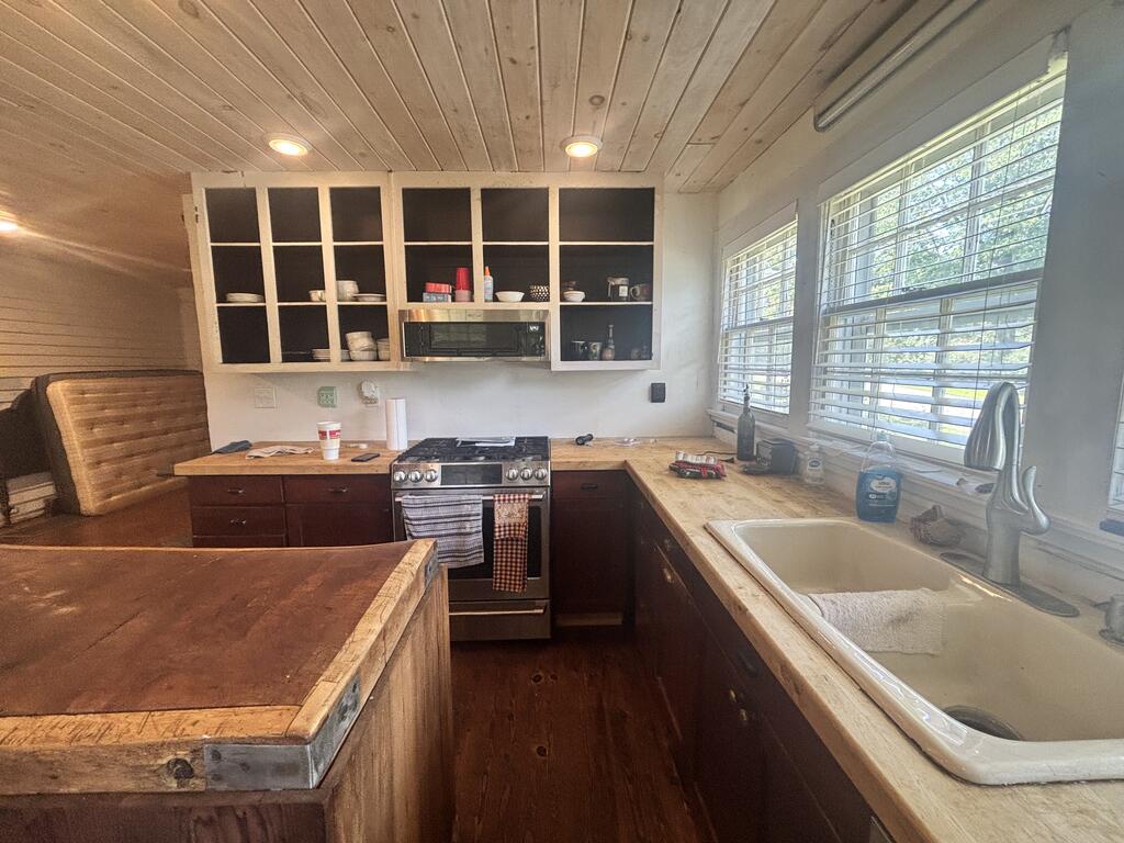 55 Aquone Road Property Photo 18