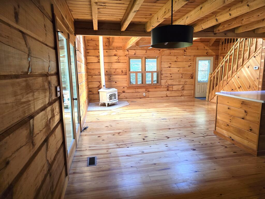 144 Cougar Lane Property Photo 15