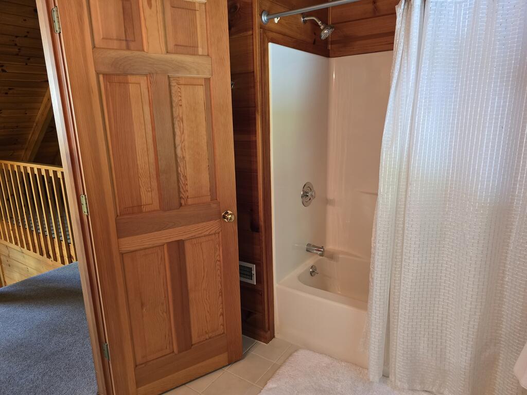 144 Cougar Lane Property Photo 27
