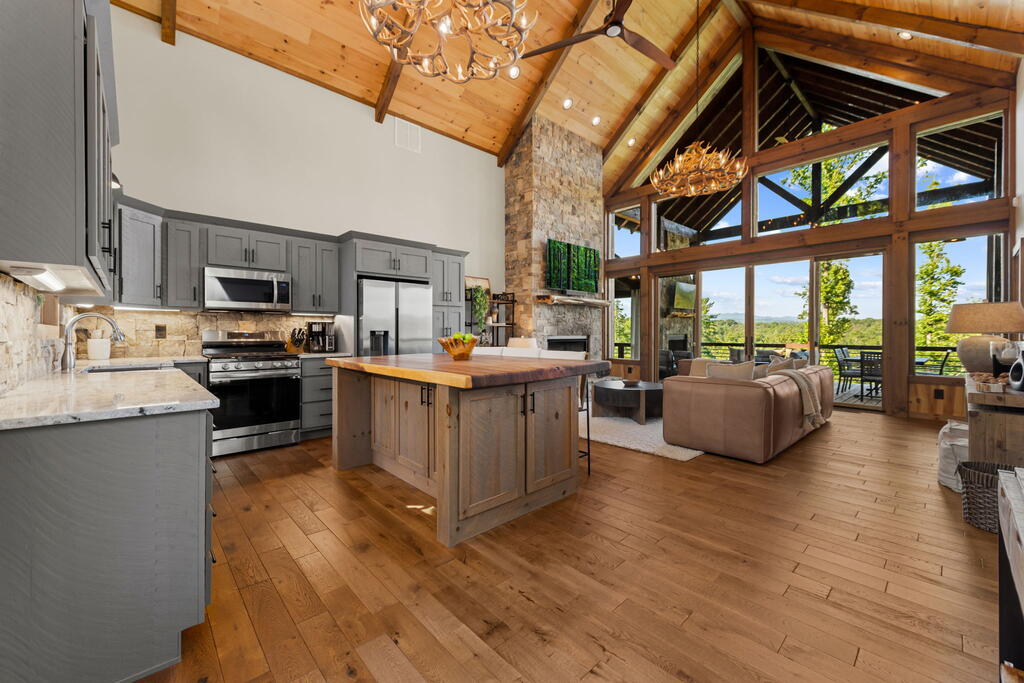 107 Fish Tale Cove Property Photo 12