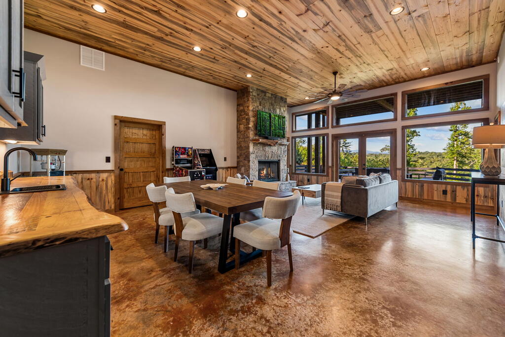 107 Fish Tale Cove Property Photo 36