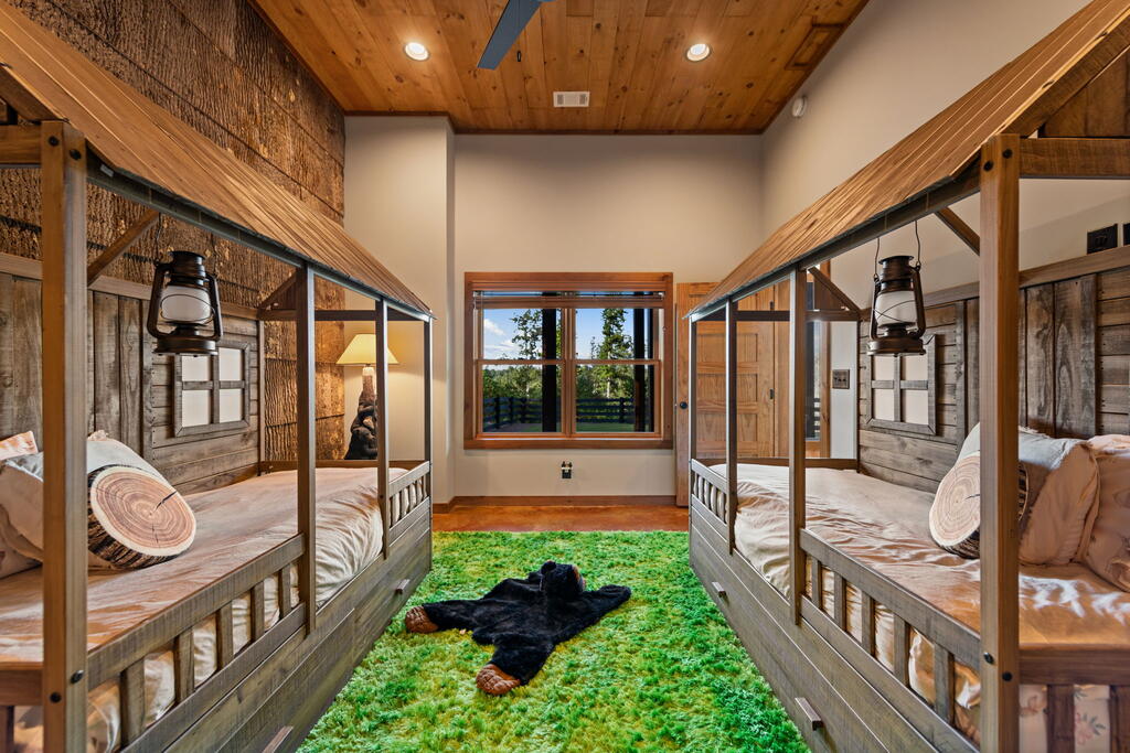 107 Fish Tale Cove Property Photo 44