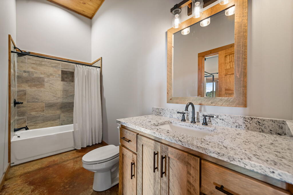 107 Fish Tale Cove Property Photo 48