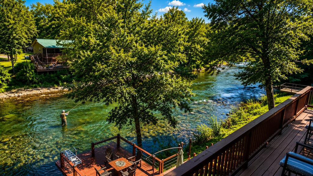 65 Running Waters Trail Property Photo 16