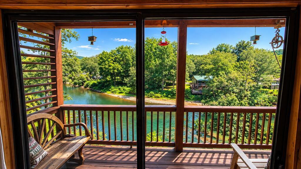 65 Running Waters Trail Property Photo 19