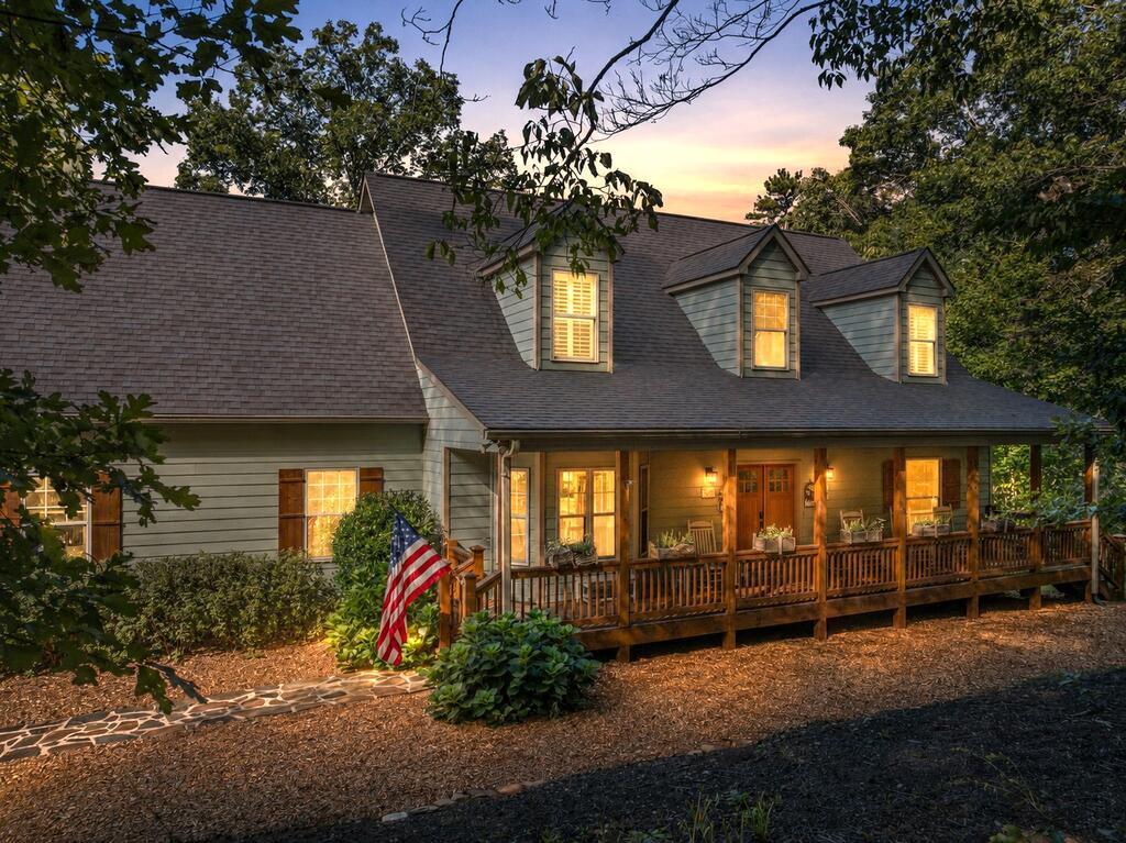 70 Clear Creek Valley Drive Property Photo 1