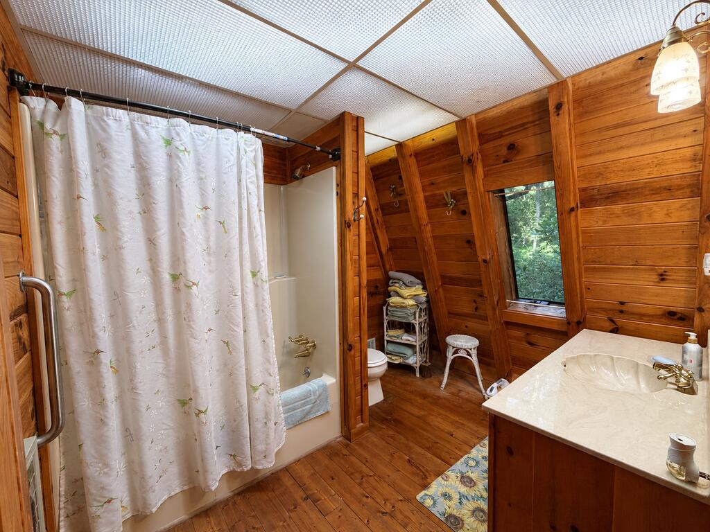 10 Fightingtown Drive Property Photo 18