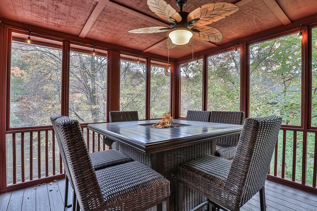 178 Novena Court Property Photo 45