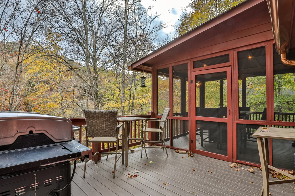 178 Novena Court Property Photo 46