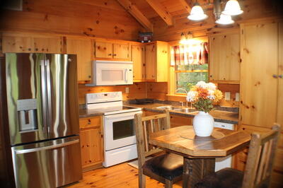 90 Pine Tree Drive Property Photo 6