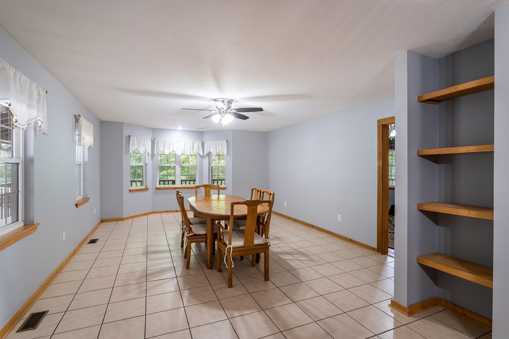349 Moon Shadow View N Property Photo 15