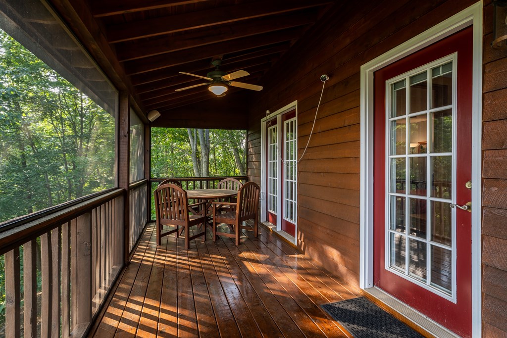 349 Moon Shadow View N Property Photo 20